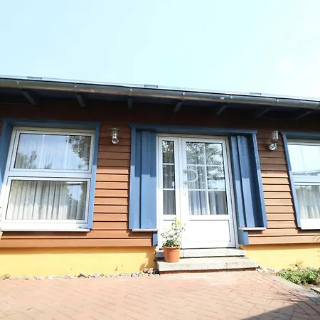Semesterbostad Thea Mit Terrasse